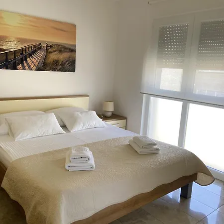Apartmani Villa Adriatic Vir Exterior photo